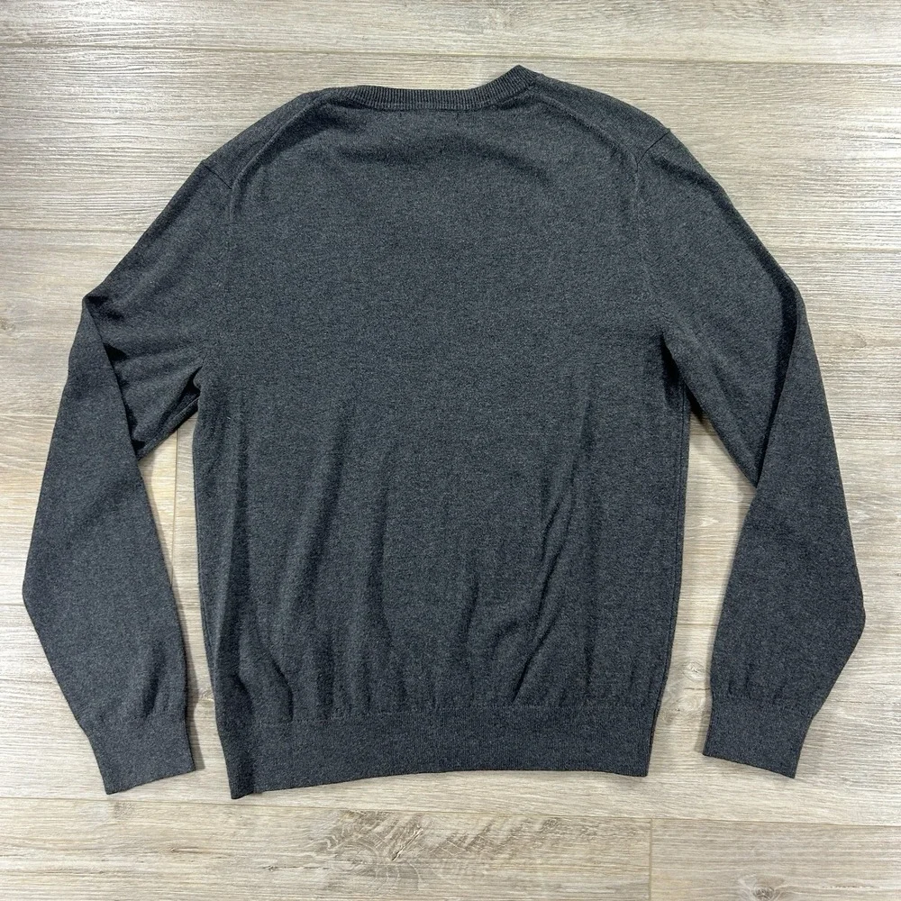 NWT Banana Republic Men's Small Premium Luxe Yarn Gray V-Neck Sweater